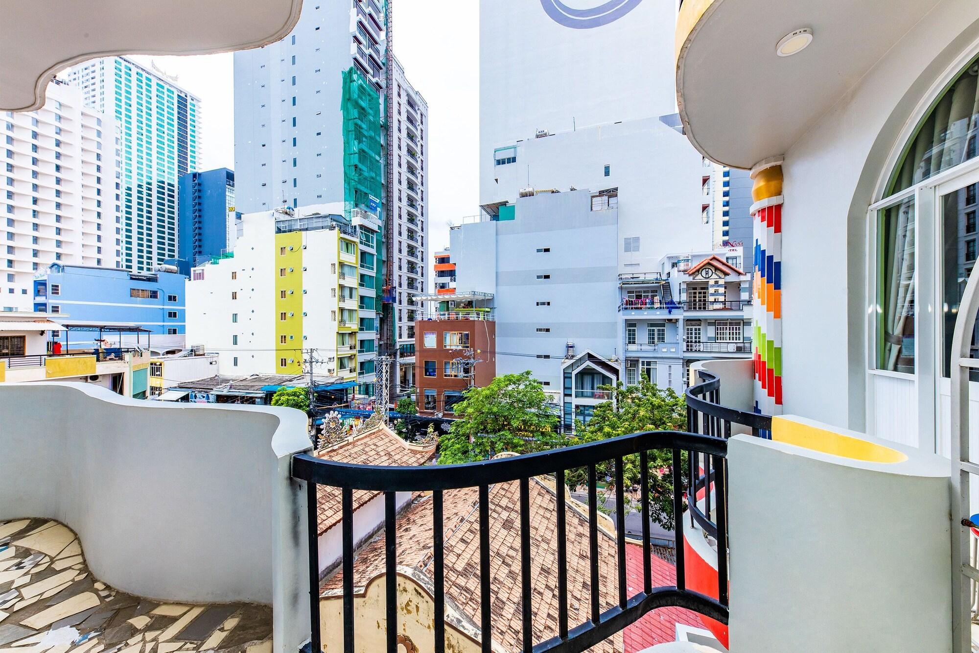 Boutique Hotel La Villa Nha Trang Extérieur photo